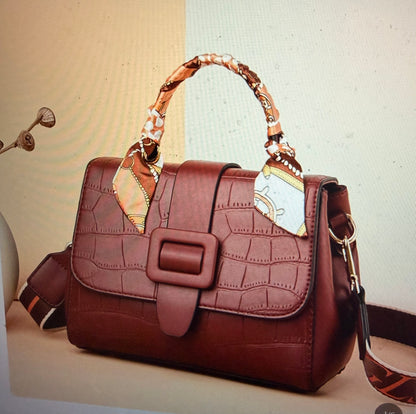 Sac à main rétro effet croco – Élégance Chic